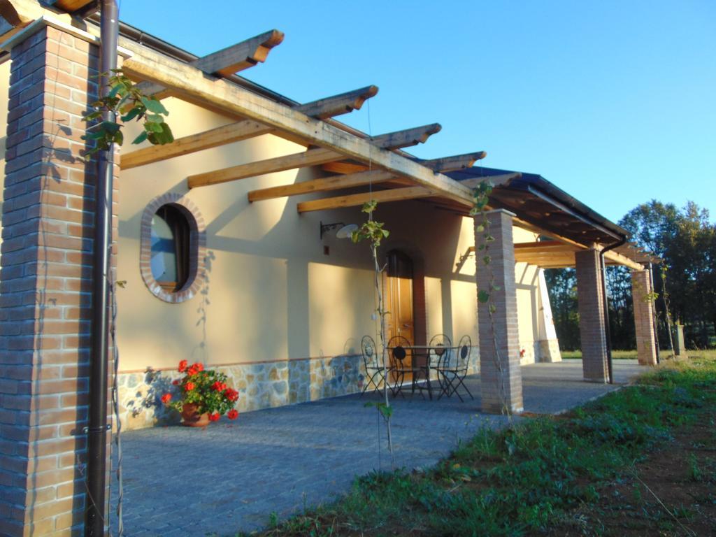 La Dolce Mela Villa Buonabitacolo Exterior photo